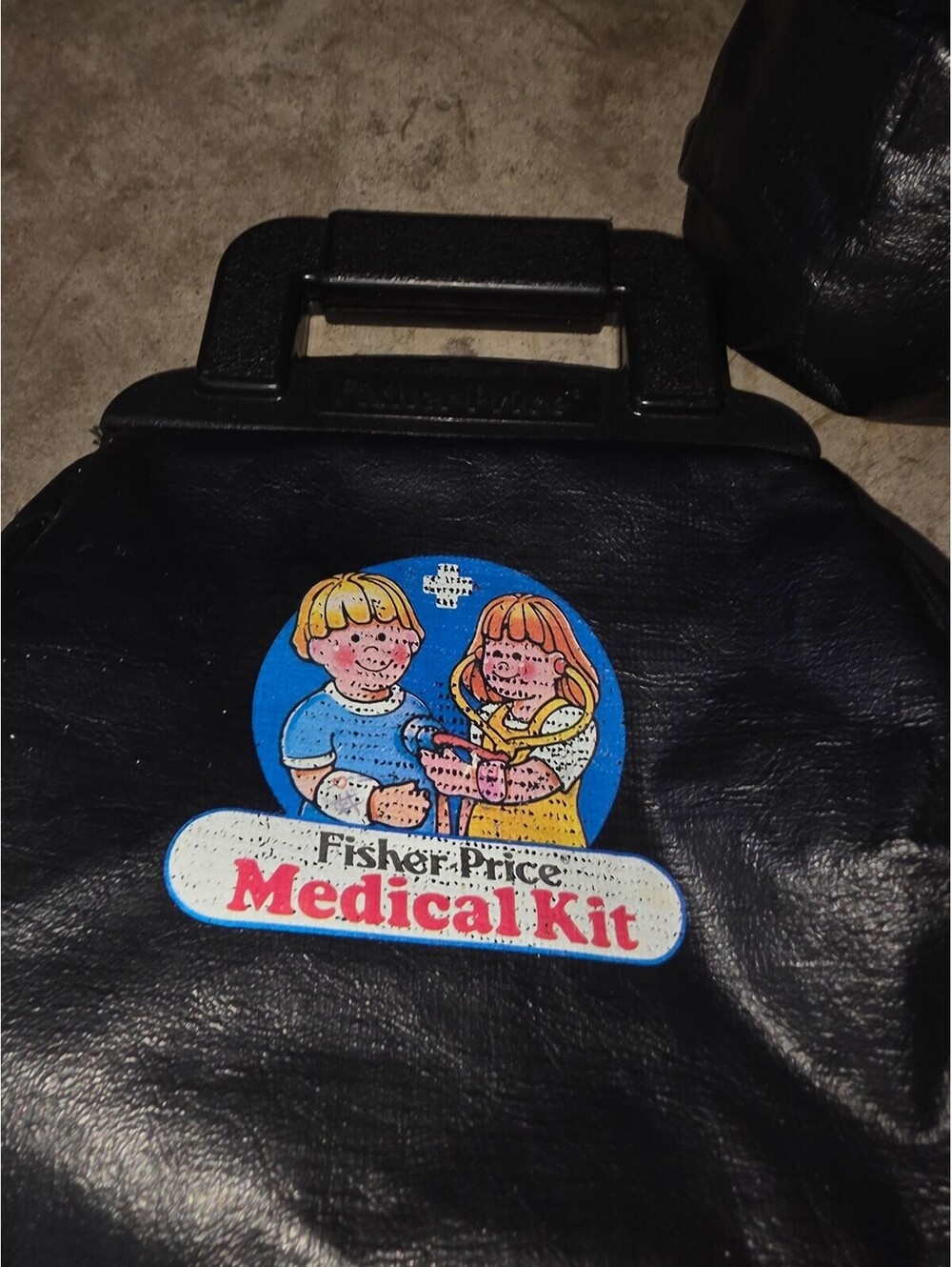 1987 Fisher-Price Medical Kit Doctor Bag Play Set With Accessories